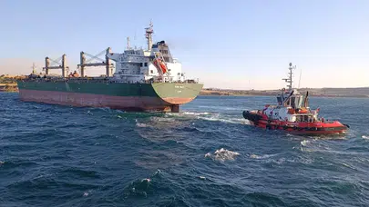 Çanakkale Boğazı'nda son durum! Dev gemi karaya oturmuştu