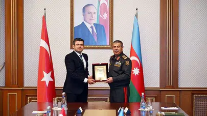 Geleceğin Savaş Teknolojileri İçin imzalar atılıyor: Selçuk Bayraktar Bakü'de!