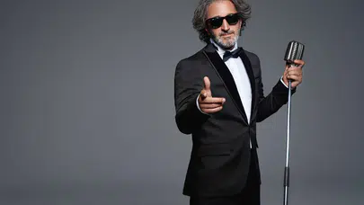 Fettah Can 20 yıllık hiti Yalnızlık şarkısını senfonik olarak yeniledi