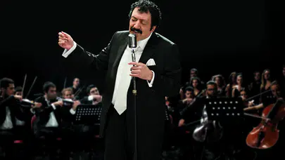 Garbage İstanbul’da sahne aldı: Müslüm Gürses’e hayranlığını dile getirdi