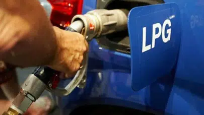 Sürücülerin gözü pompada: Gece yarısı otogaz fiyatları güncelleniyor!