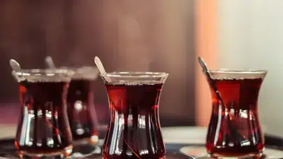 Bakanlık tek tek ifşa etti: O iki çay markasında yasaklı boya tespit edildi!