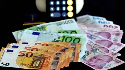 Piyasalarda haftanın ilk düğümü: Borsa İstanbul ve döviz kurlarında son durum