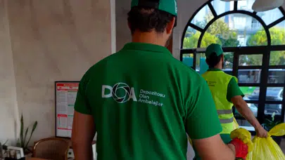 Bakan Kurum rakamları verdi: 17 günde 33 milyon içecek ambalajı toplandı!