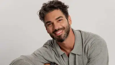 Bodrum’da Şükrü Özyıldız kasırgası! Deniz üstündeki akrobatik gösterisi nefes kesti