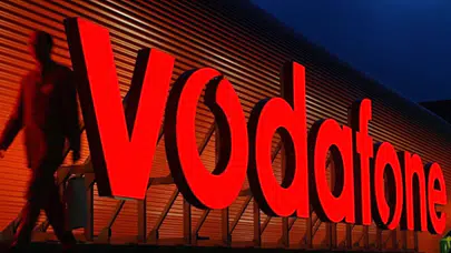 Vodafone yeni sahibi kim, hisseleri kime sattı ? BAE'li & gurubu neden çekildi, 4.4 Milyar Sterlini Kim Verdi?