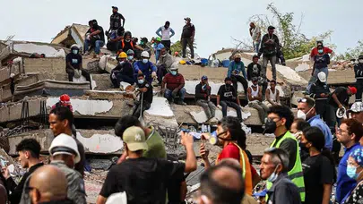 Venezuela depremlerinde hayatını kaybedenlerin sayısı 2 bin 295'e yükseldi