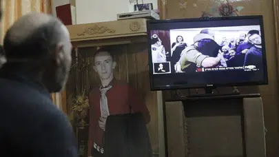 Yerde yatan Filistinliyi başından vurmuştu: Katil asker için resmi af süreci başladı