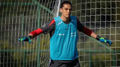 Beşiktaş’ın yeni kalecisi Doğan Alemdar, sağlık kontrolleri için İstanbul’a indi