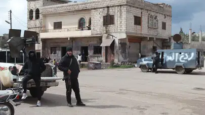 Deyr ez-Zor’da hain pusu: Bir asker şehit oldu, bölgede sıcak saatler