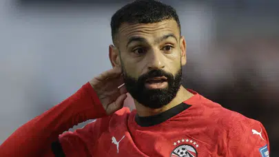 Mohamed Salah Türkiye'ye ne zaman geliyor? Uçağı saat kaçta, uçak kodu ne, hangi havalimanına inecek?
