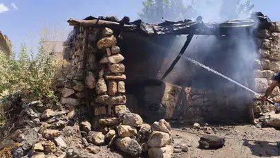 Siirt Kurtalan'da tandırdan çıkan yangın herkesi korkuttu