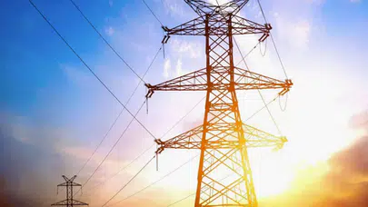 İzmir’de 28 Ağustos elektrik kesintisi nerelerde olacak? Hangi ilçelerde elektrik yok, saat kaçta kesilecek, ne zaman gelecek?