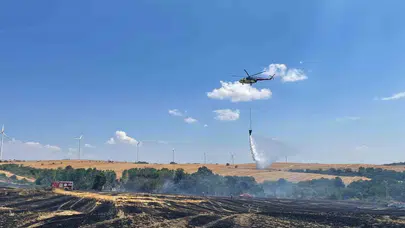 Vatandaşlar traktörleriyle yangın söndürme çalışmalarına katıldı