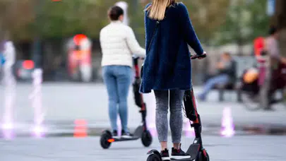Üç kat daha fazla beyin travması riski! Scooterlarda gizli hayati tehlike