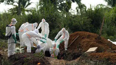 Afrika'da kırmızı alarm: Ebola virüsü her 30 dakikada bir can alıyor
