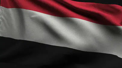 Yemen'de askeri üslere füze ve İHA'lı baskın: 17 asker yaşamını yitirdi