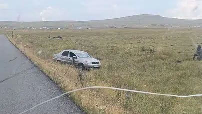 Kars-Iğdır karayolunda kontrolden çıkan otomobil şarampole yuvarlandı