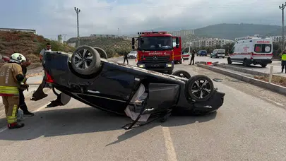İskenderun'da kaza yapan otomobil ters döndü: 4 yaralı