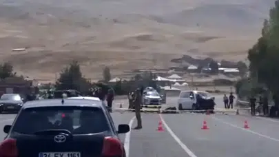 Van’da can pazarı! Muradiye kara yolunda iki araç kafa kafaya çarpıştı: Ölü ve yaralılar var