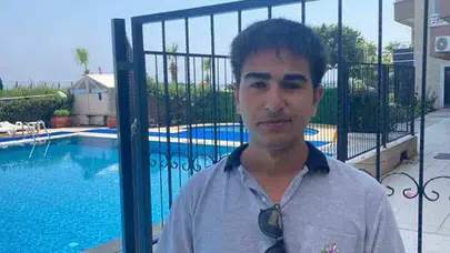 Sitede dehşet anları: Havuz görevlisi düşünmeden suya atladı