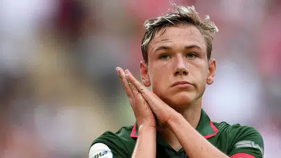 Rus futbolunun yeni yıldızı Aleksey Batrakov yükselişini sürdürüyor