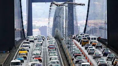 Sürücüler dikkat: İstanbul'da yarın sabah saat 07.00'de kilitlenecek yollar açıklandı