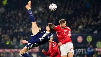Scott McTominay Fenerbahçe'ye transfer mi olacak? Sözleşme imzaladı mı, hangi mevkide oynayacak, kaç numaralı formayı giyecek, bonservis ücreti ne kadar, yıllık ne kadar kazanacak?