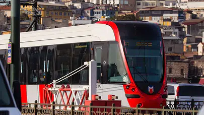 T1 Kabataş-Bağcılar hattında kaza mı oldu, seferler neden durdu, kaç yaralı var, ölü var mı, seferler ne zaman başlayacak?