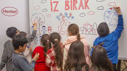 Türk Henkel’in İz Bırak projesi İzmirli çocuklara ulaştı