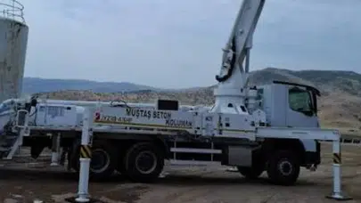Bayburt'tan acı haber: Şantiyede beton pompası devrildi, 1 ölü