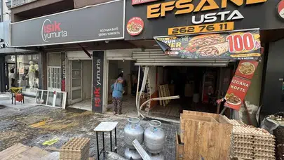 Karabağlar'da kontrolden çıkan araç dükkânları savaş alanına çevirdi