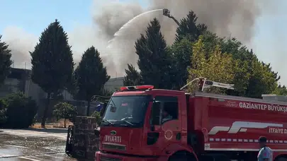 Tüniteks fabrikasında yangın çıktı: 12 saatlik müdahale ile sonlandı