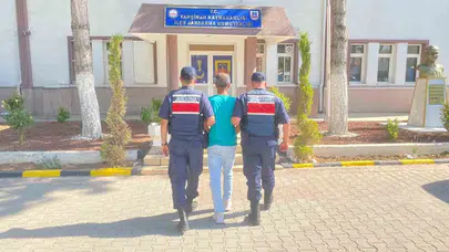 Kırıkkale'de aranan 2 firari hükümlü, güvenlik güçlerince kıskıvrak yakalandı