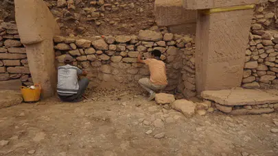 Göbeklitepe’de tarih yeniden yazılıyor: Kuzey cephesinde gizemli yapılar bulundu!