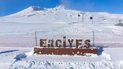 Kış turizminin gözdesi Erciyes’te hazırlıklar hız kesmeden sürüyor