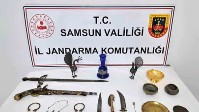 Samsun'da tarihî eser operasyonu: Araçtan servet çıktı
