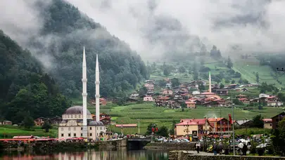 Trabzon'un doğal platoları hem yapımcıları hem turistleri cezbediyor