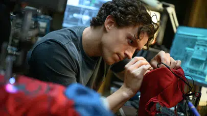 Sinemanın yeni kralı seçildi: Tek filmden 100 milyon dolar kazanacak
