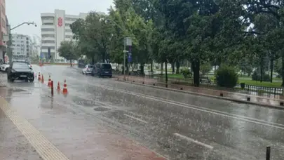 Kenti su bastı, sürücüler yolda kaldı: Samsun’da zor anlar