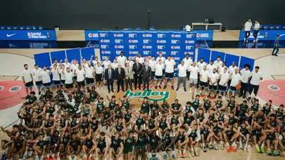 Dünya basketbolunun geleceği İstanbul'da buluştu: 44 ülkeden 78 genç yıldız parkeye çıktı