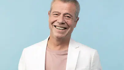 Levent Yüksel 9 Ekim'de Harbiye Açıkhava Sahnesi'nde konser verecek