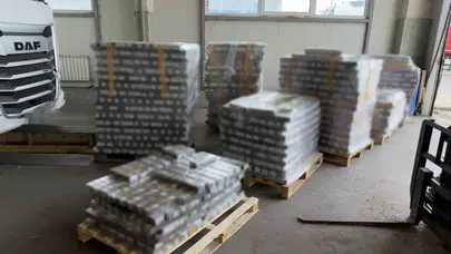 Hamzabeyli’den geçti, Lesovo’da yakalandı: 1.1 milyon adet kaçak sigara ele geçirildi