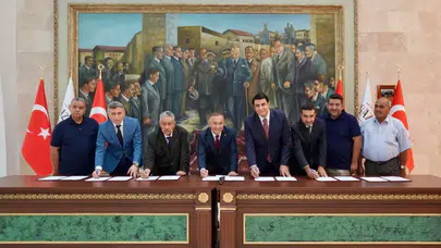 Şehitkamil'e iki dev yatırım: Sağlık ve eğitim için imzalar atıldı