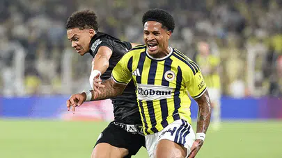 Fenerbahçe taraftarının yüreğine su serpen mesaj: Jayden Oosterwolde geleceği hakkında kararını verdi