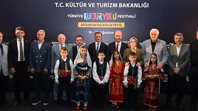 Erzurum’da Festival Rüzgarı Esti! 174 Etkinlik ve Ünlü İsimler 23 Ağustos’a Kadar Şehri Saracak