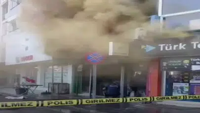 Mobilya dükkanındaki yangın ekiplerin müdahalesiyle söndürüldü