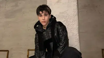 CRUSH üyesi Efe Şan aslen nereli, kaç yaşında, kimdir? Boyu kaç, ne mezunu, Instagram'ı ve TikTok hesabı ne?