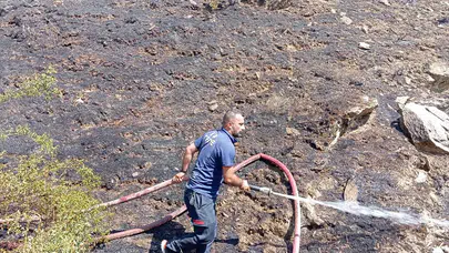 Bahçesaray yolunda yangın paniği: Alevler kontrol altına alındı