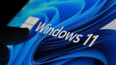 Windows 11 ekranında gizemli hata: Son güncelleme fareyi ve duvar kağıdını bozuyor!